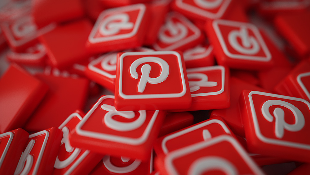 3D logá sociálnej siete Pinterest